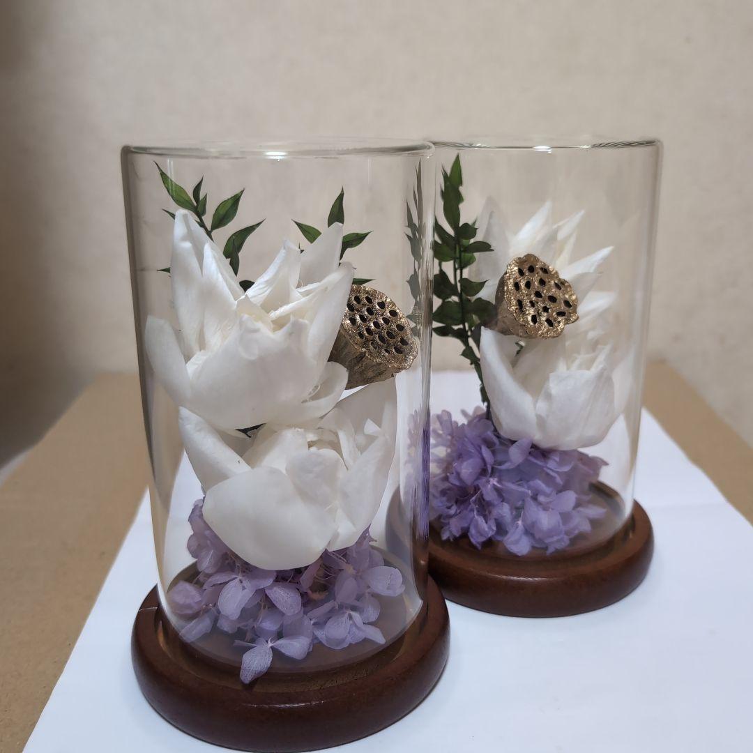 特選仏花　蓮の花　ガラスケース　天然木土台一対　造花無し　 プリザーブドフラワー