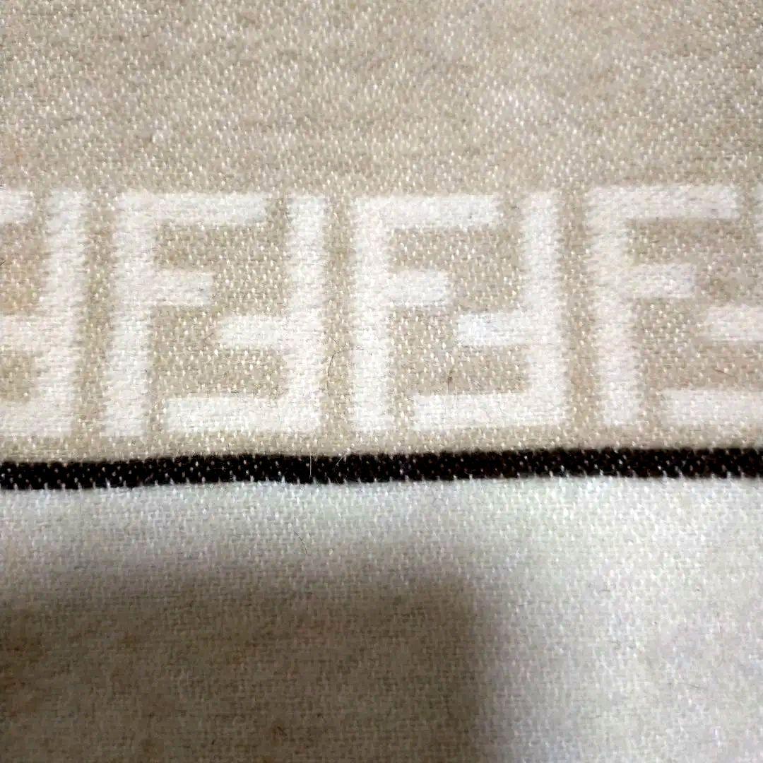 FENDI フェンディ　ウールブランケット　ロゴ入り ベージュ クリーニング済み