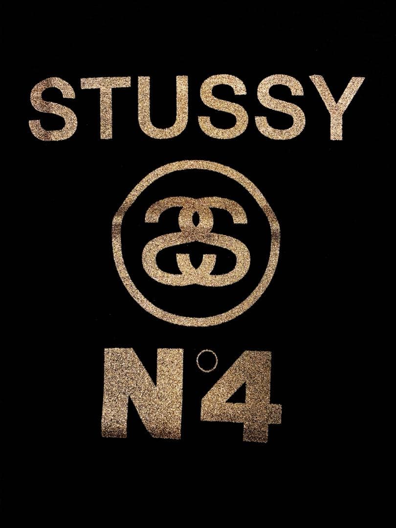 STUSSY シャネルロゴ N°4 Tシャツ Sサイズ 金ラメ レア - メルカリ