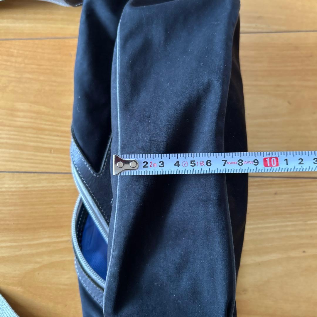 HMAEN 黒 ボディバッグ ファスナー付き