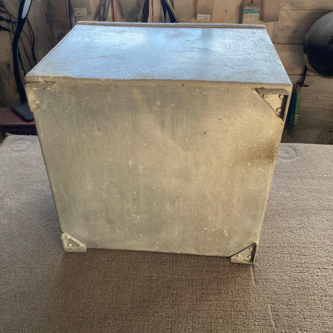 分厚いアルミコンテナ レコードボックス アルミ 5.6kg ビンテージ A