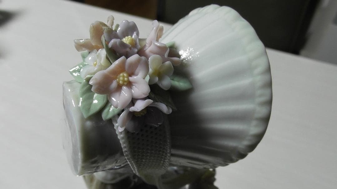 mie　LLADRO　リヤドロ　【犬とお散歩】3　レース美品　Ｌ327