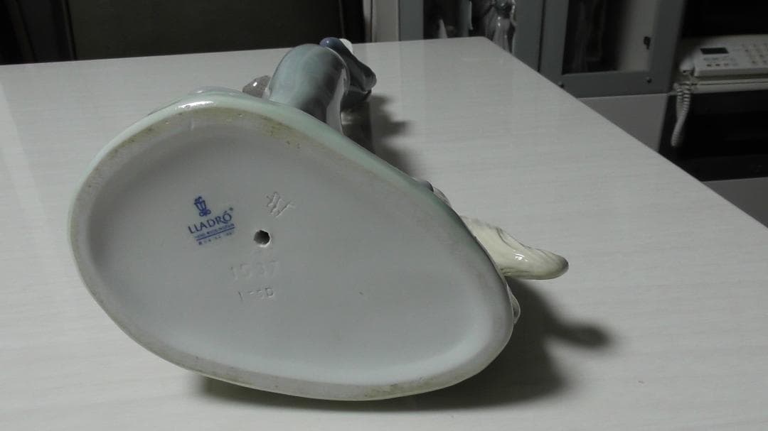 mie　LLADRO　リヤドロ　【犬とお散歩】3　レース美品　Ｌ327