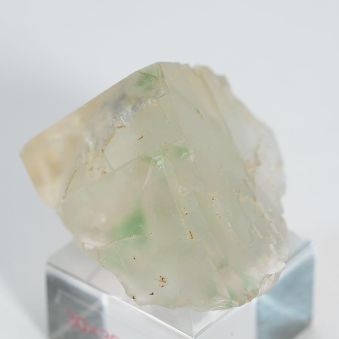 【結晶は珍しい】ペーニャ産フローライト 47×41×28mm