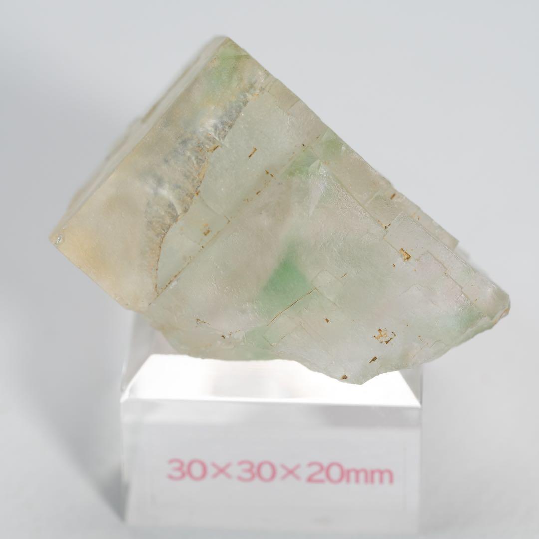 【結晶は珍しい】ペーニャ産フローライト 47×41×28mm