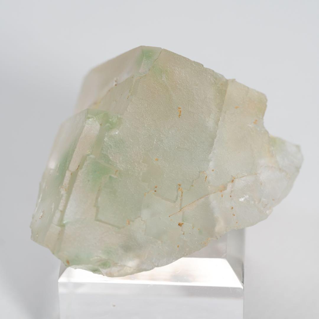 【結晶は珍しい】ペーニャ産フローライト 47×41×28mm