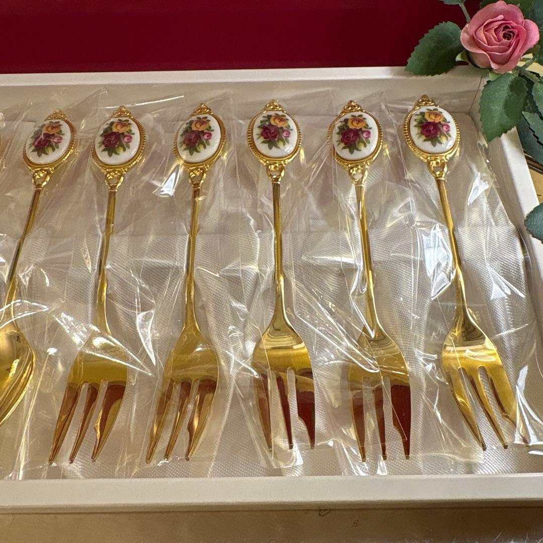 超希少　英国製　新品　未使用　ロイヤルアルバート　OCR スプーン&フォーク