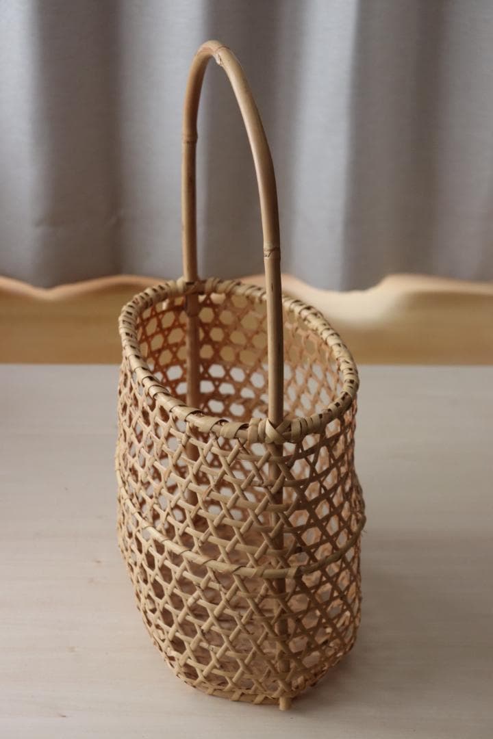 根曲竹　チシマザサ　竹かご　籠　日本の手仕事　工芸品