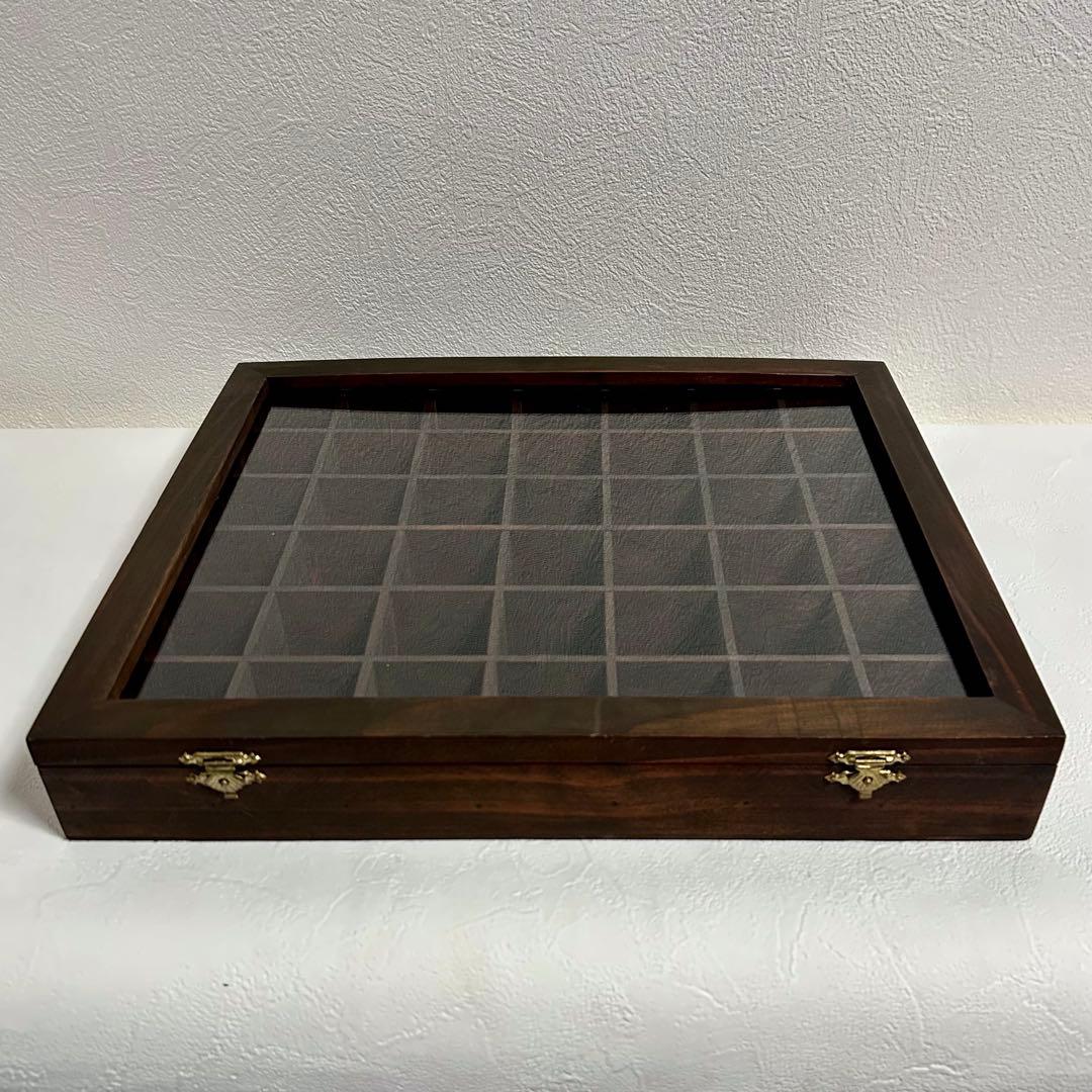 ★ 希少な英国製 コレクションケース コレクション棚 トレイ 72枠 送料込み