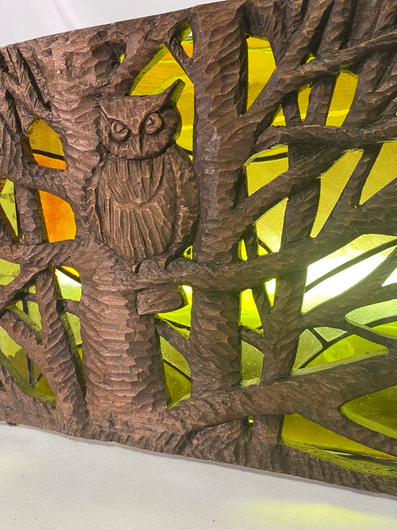 1065❣️フクロウ　木製レリーフ　ステンドグラス　ライト