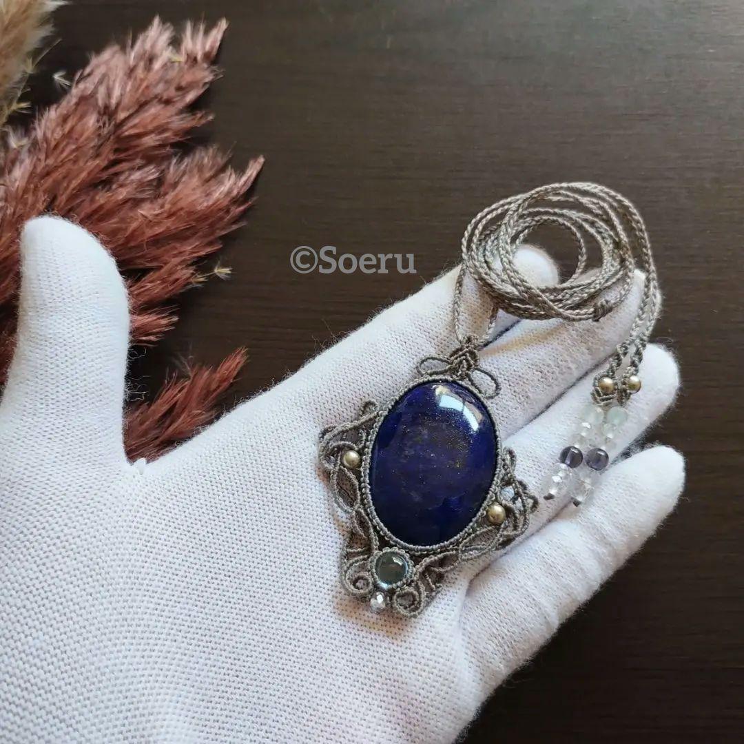 ラピスラズリ＆ブルートパーズのマクラメ編みネックレス　天然石