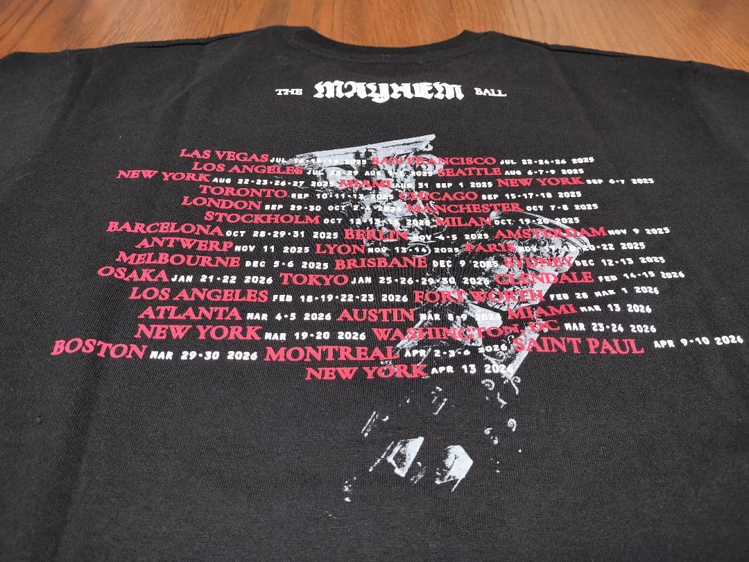 Lady Gaga Mayhem Ball ツアーTシャツ Mサイズ - メルカリ