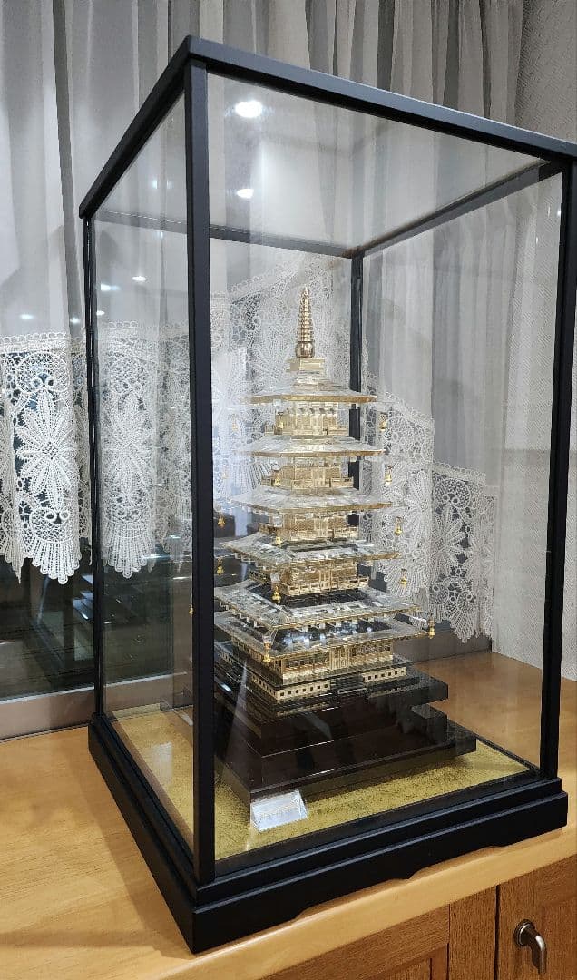 特大 五重塔 縁起物 置物 ディスプレイケース付き 約60.8cm