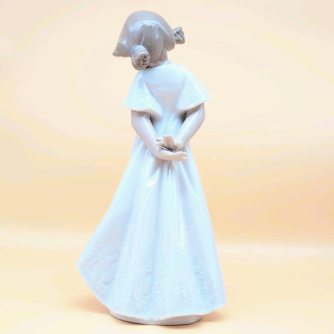 LLADRO NAO 磁器人形 置き物 きれいな花ばかり 可愛いお祈り まとめ