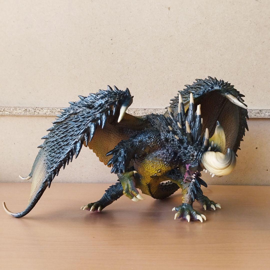 ネルギガンテ 一番くじ モンスターハンター：ワールド A賞 - メルカリ