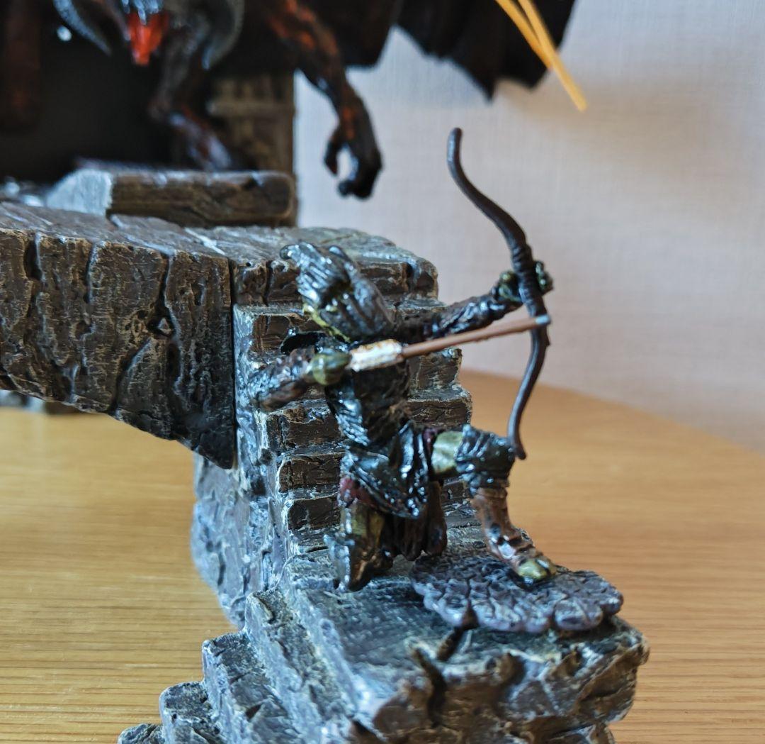 ロード・オブ・ザ・リング《 バルログとガンダルフの闘い 》大型フィギュア