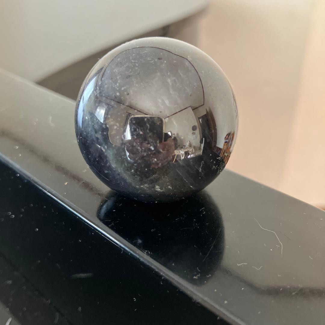 はち。さま専用アイオライトサンストーン　スフィア　天然石置物　C73