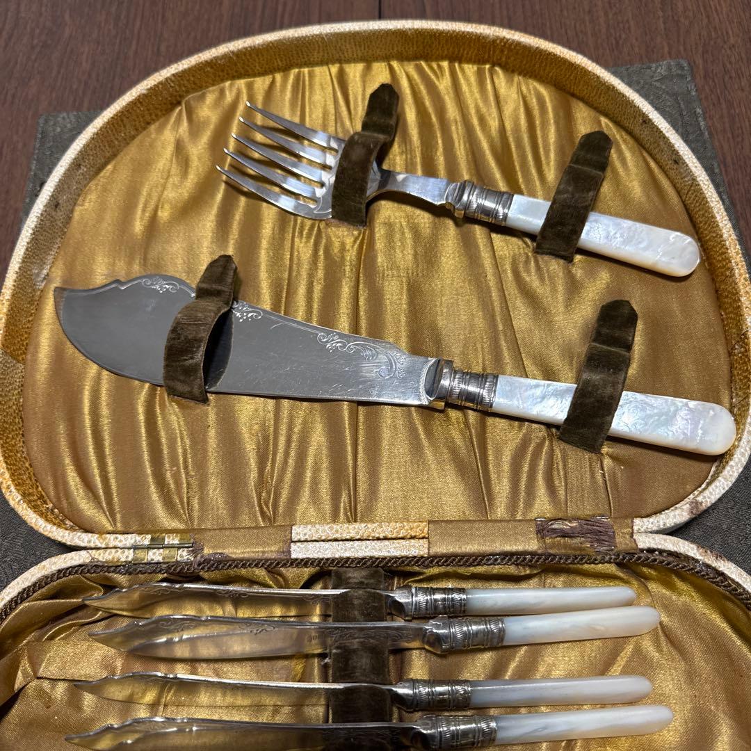 癒*い様 英国クラシック カトラリーセット、アンティーク、白蝶貝のハンドル イギ