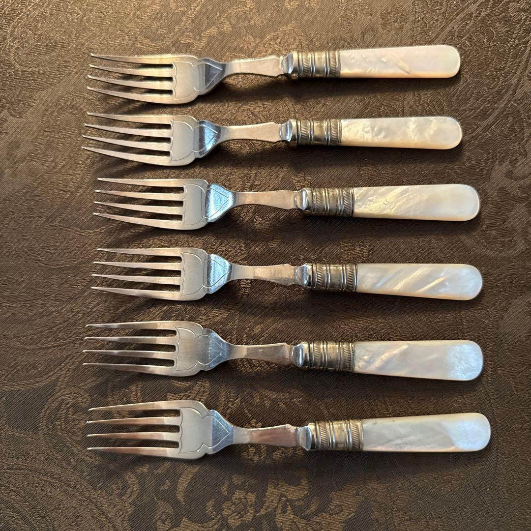 癒*い様 英国クラシック カトラリーセット、アンティーク、白蝶貝のハンドル イギ