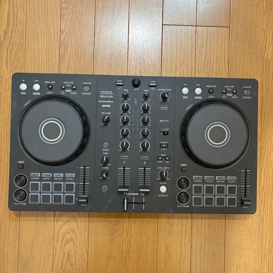 Pioneer DJ DDJ-FLX4 + 専用キャリングケース＋ヘッドホン