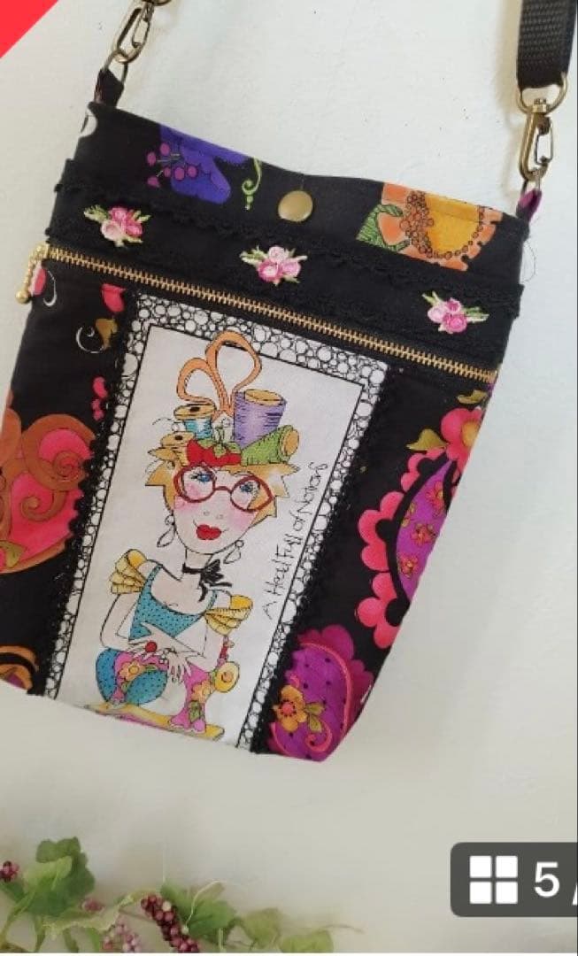 確認用　カラフルな花柄ポシェット