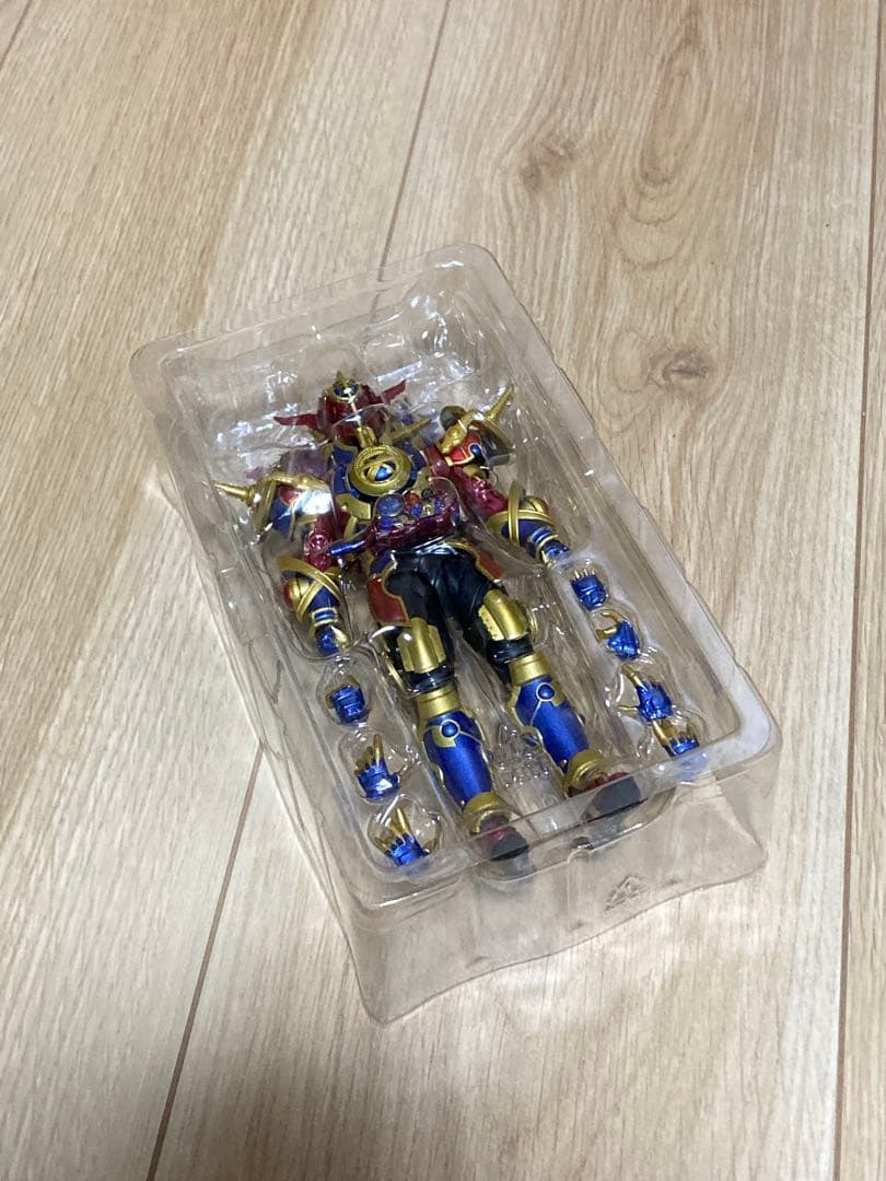 S.H.Figuarts 仮面ライダーエボル