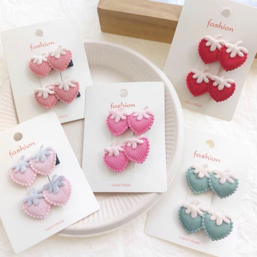 苺のぷっくりクッション　モチーフ　パーツ