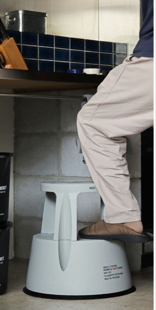 新品 TWINCO ステップ スツール 踏み台 椅子 花台 インテリア 小物