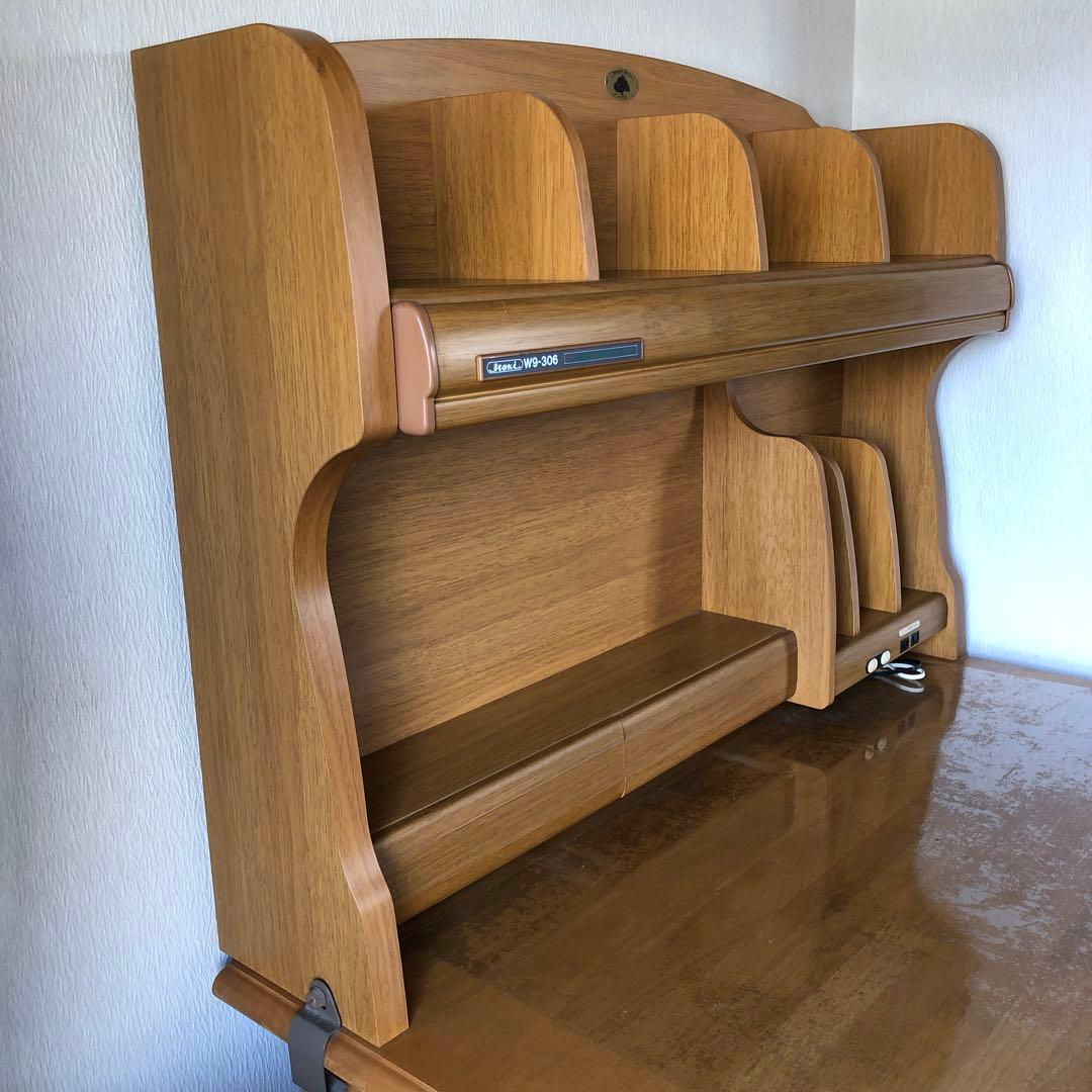 イトーキ学習机備付け本棚　スライドツインライト付き