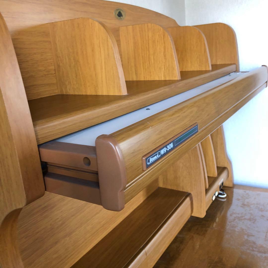 イトーキ学習机備付け本棚　スライドツインライト付き