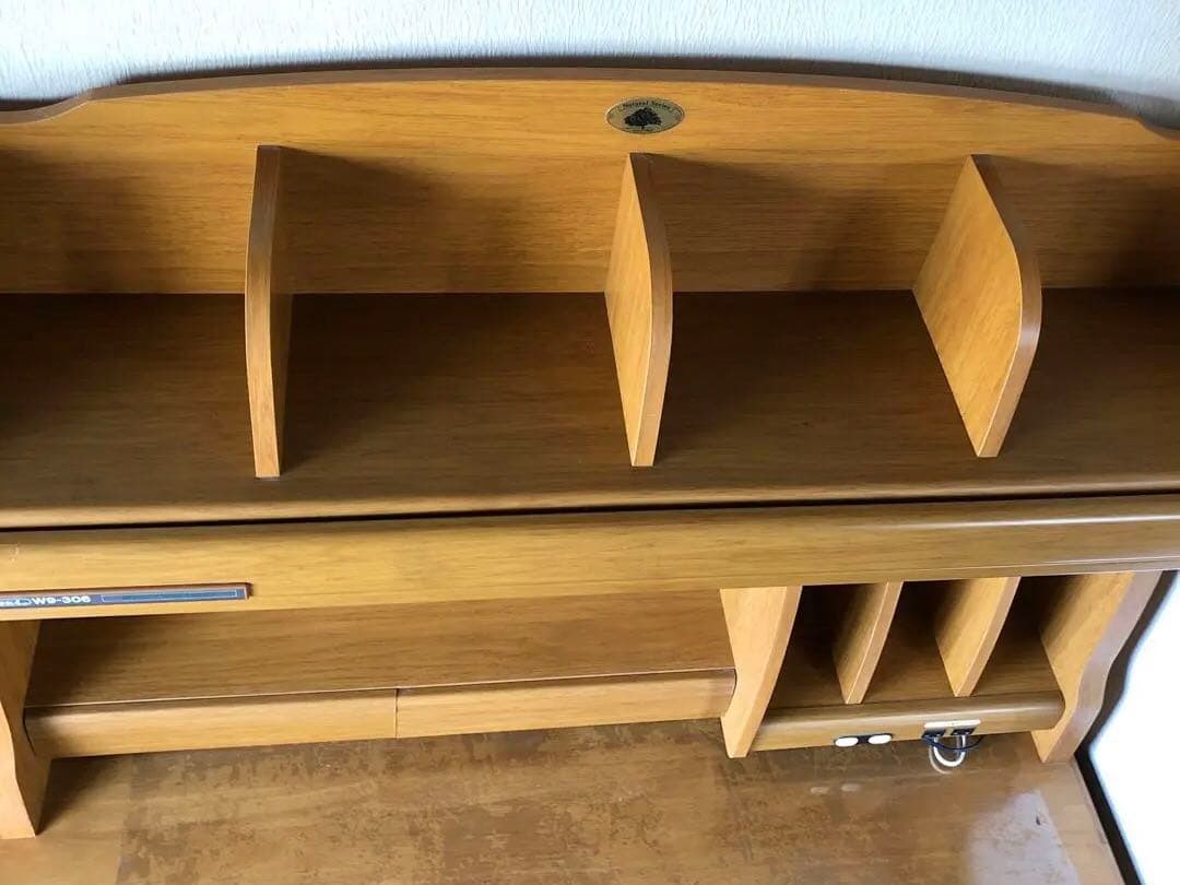 イトーキ学習机備付け本棚　スライドツインライト付き