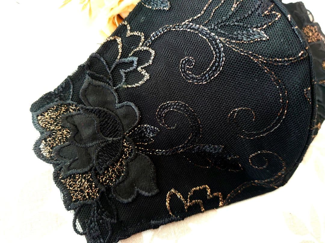 No．2246 ラメ入りキラキラブラック花柄チュールレース