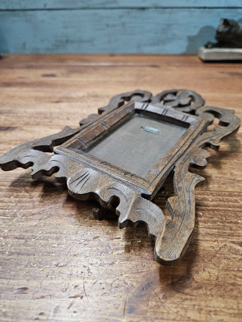 フランスアンティーク 木彫りのフォトフレーム 写真立て スタンド 木製