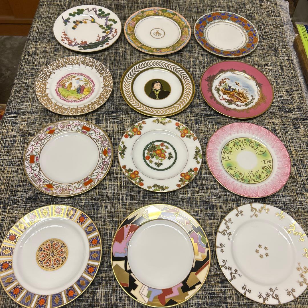 世界の偉大なカップと受皿　特製ケーキ皿　12枚セット 24金手塗り　19.5cm