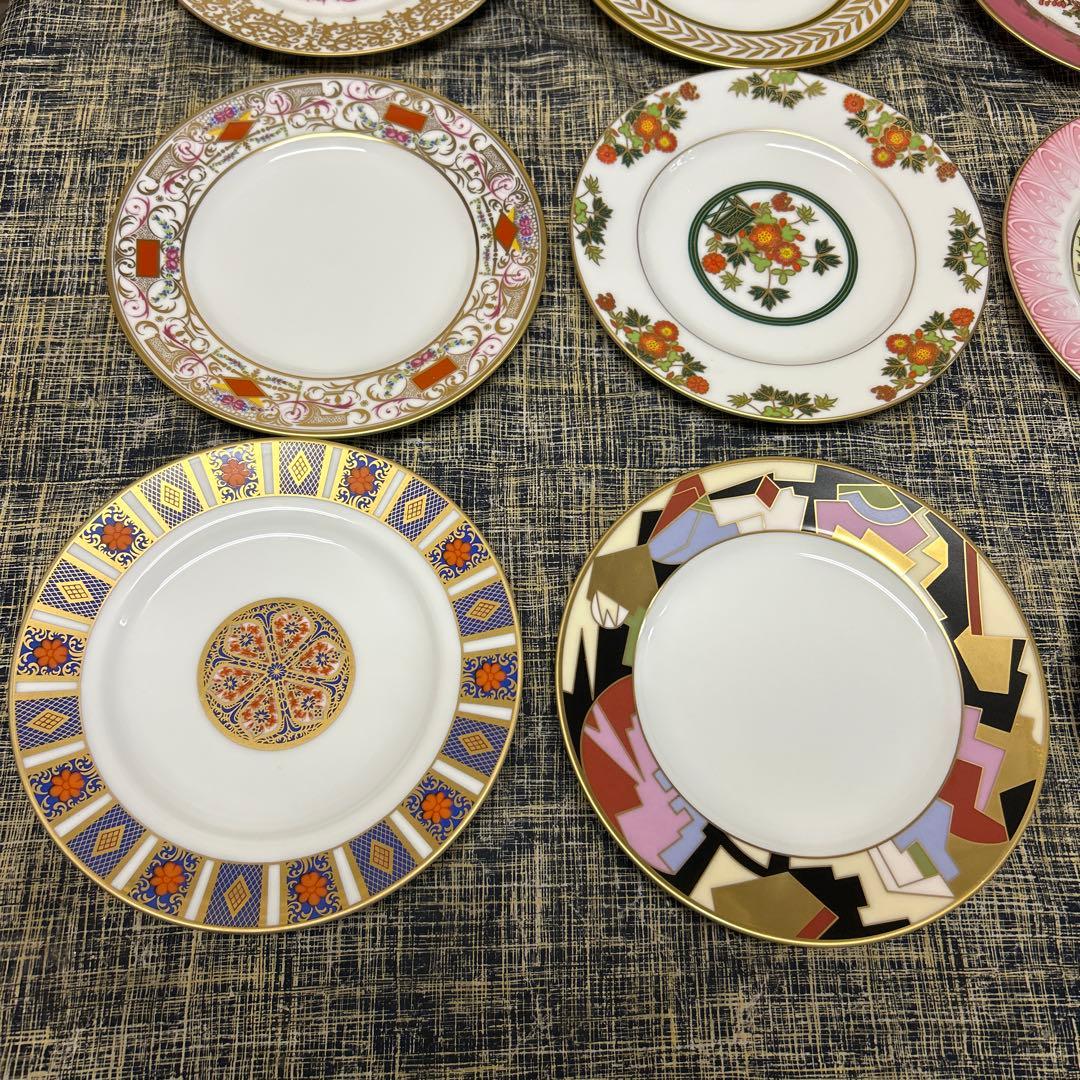 世界の偉大なカップと受皿　特製ケーキ皿　12枚セット 24金手塗り　19.5cm