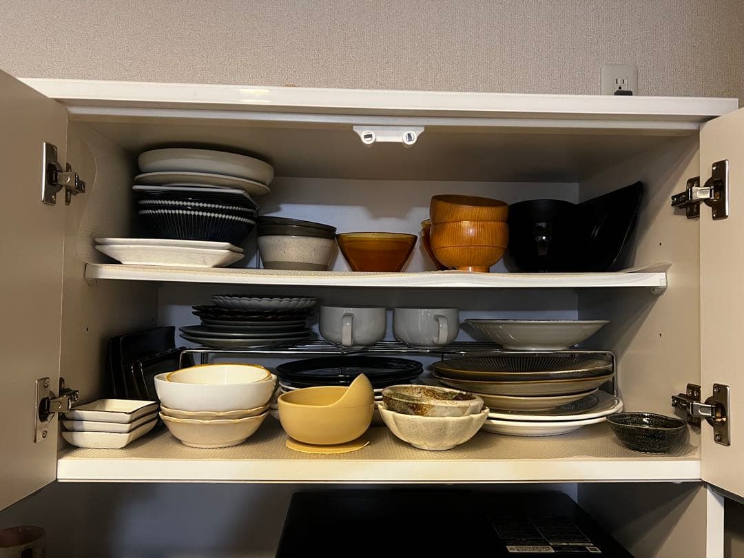 タイムセール⚪︎ホワイト 食器棚・キッチンカウンター 引き戸付き