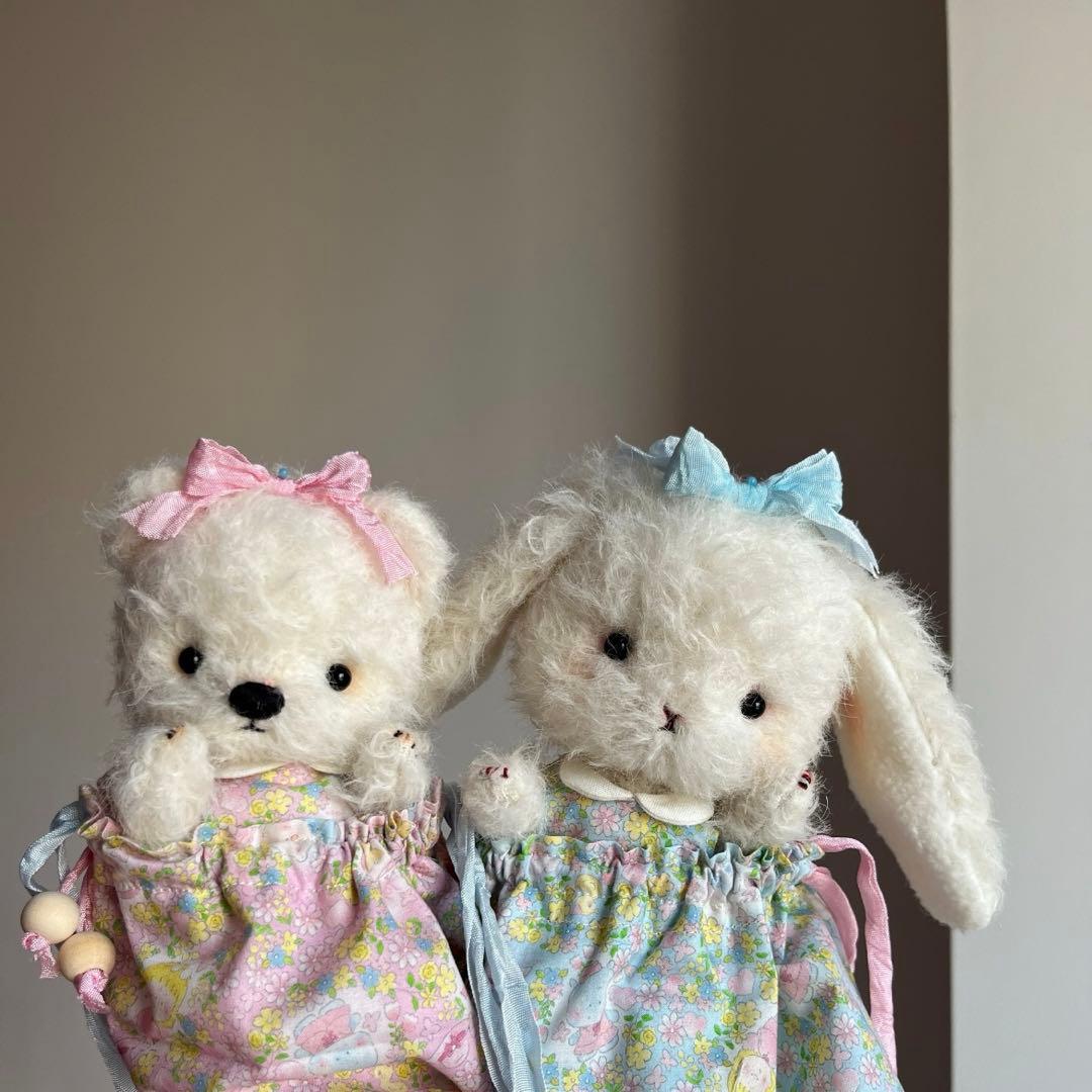 愛おしい白犬ちゃん アーティストベア 海外作家様 ハンドメイド ぬいぐるみ