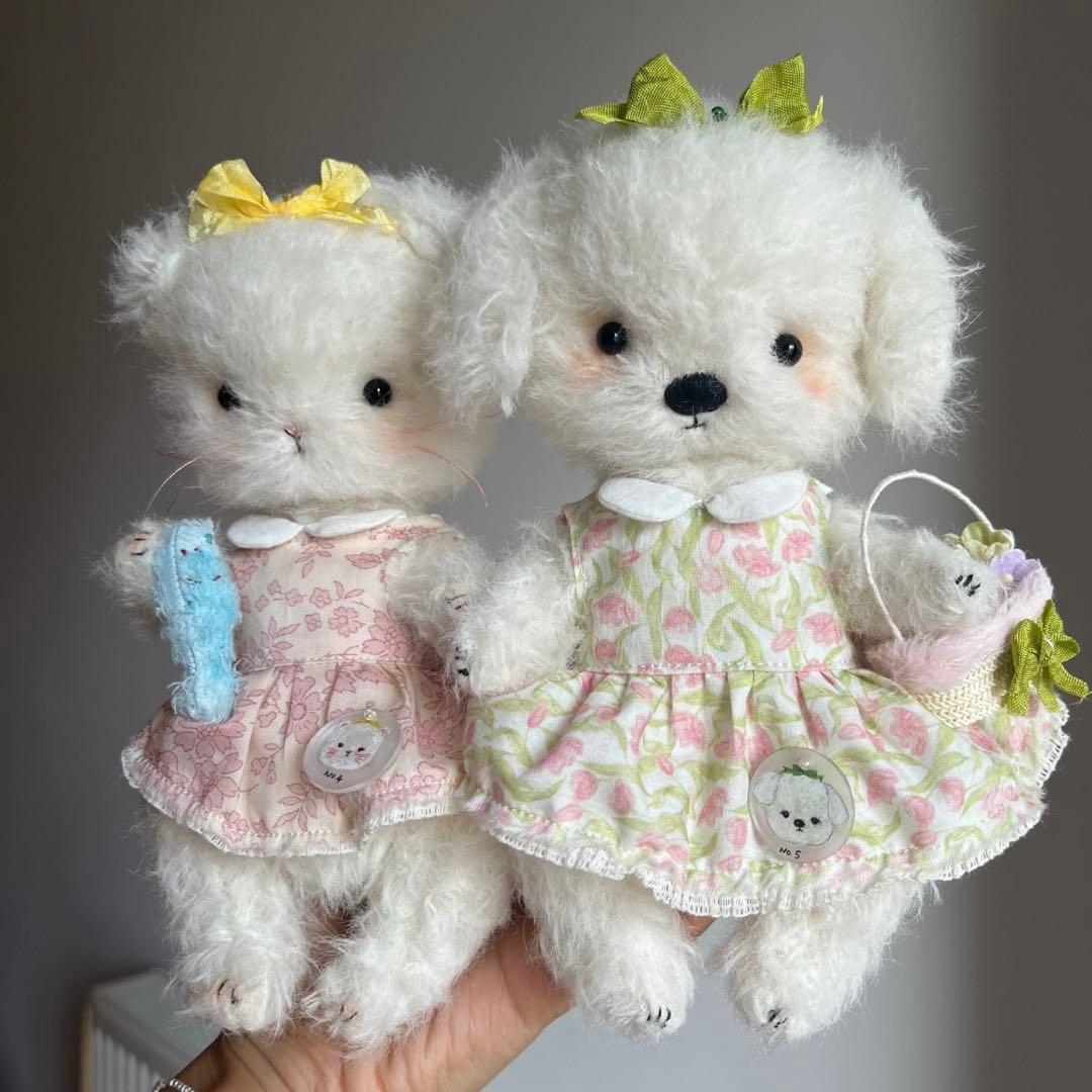 愛おしい白犬ちゃん アーティストベア 海外作家様 ハンドメイド ぬいぐるみ
