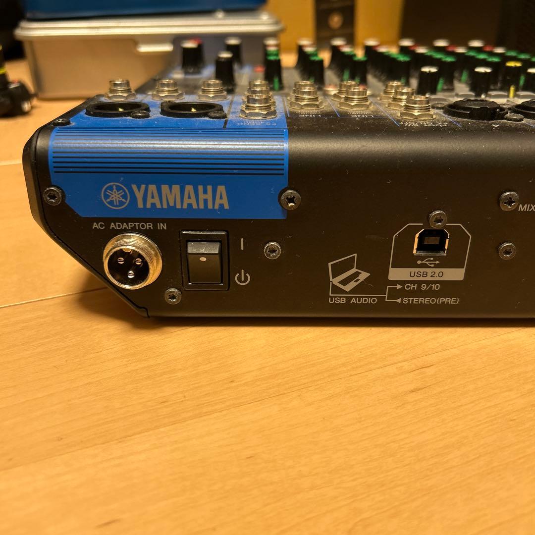 【美品】YAMAHA ミキシングコンソール MG10XU