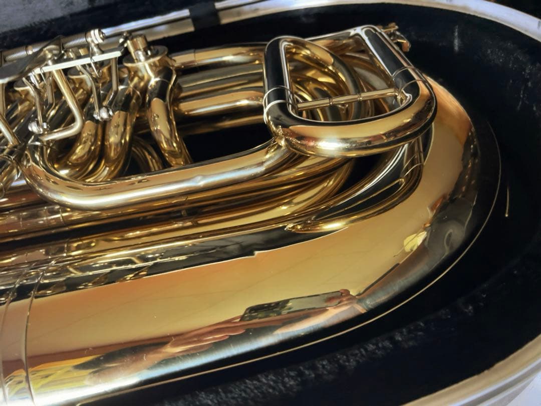 けん　KAWAI（B&S） チューバ　ロータリー　B♭ 激レア！