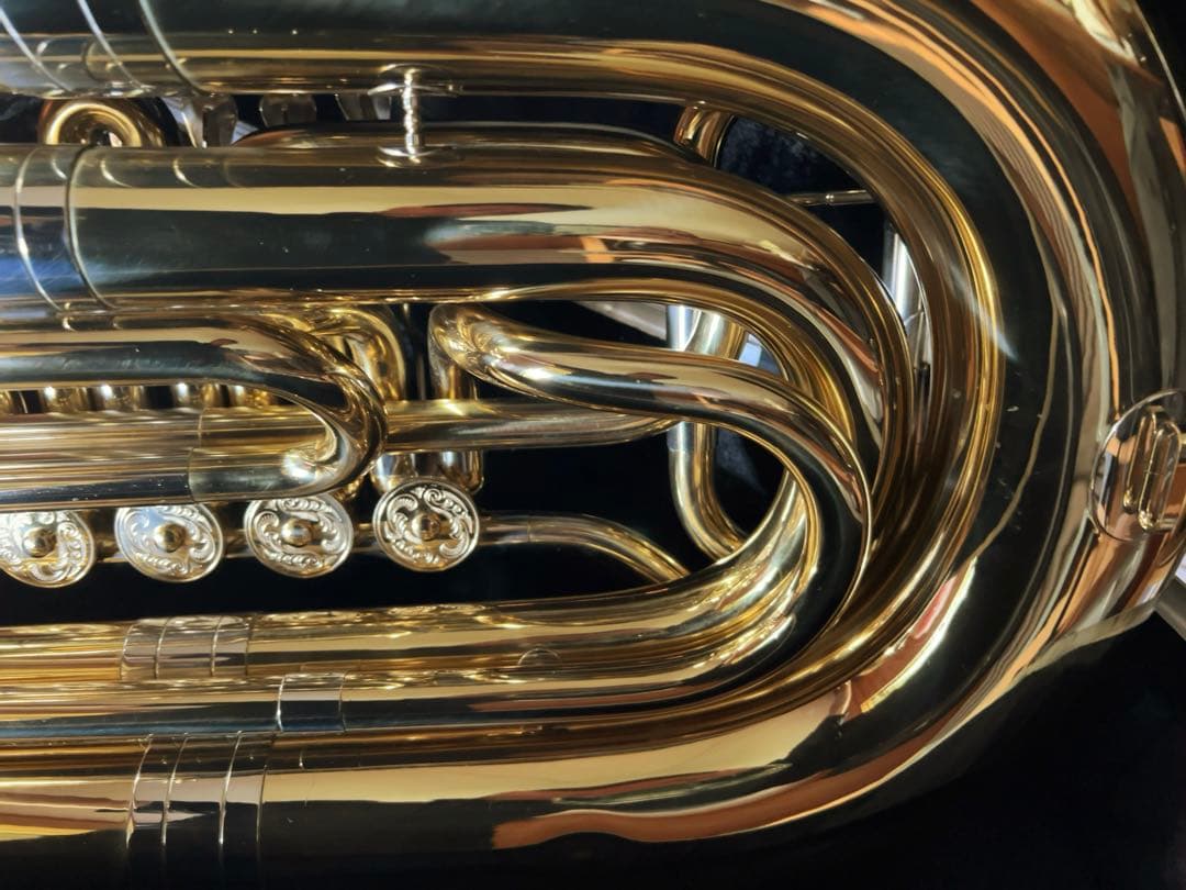 けん　KAWAI（B&S） チューバ　ロータリー　B♭ 激レア！