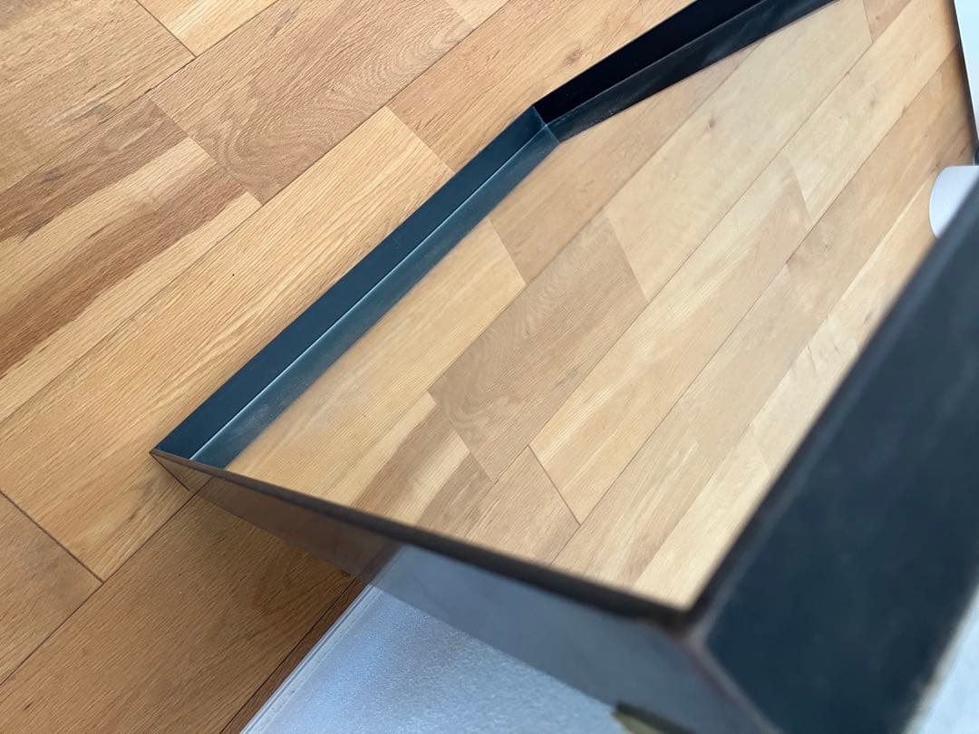 金属製壁掛けミラー 約520mm x 約420mm