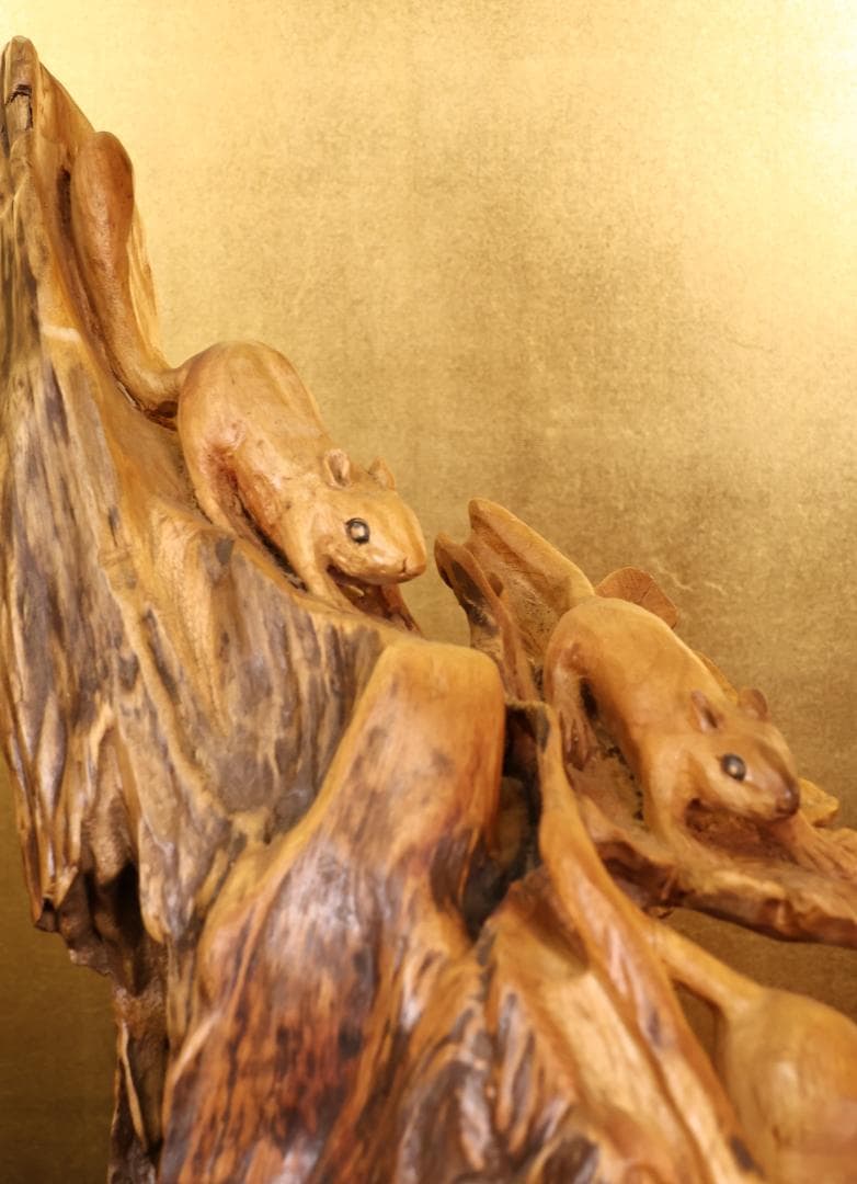 木彫　「 栗鼠と瓢箪 」 　一刀彫　東洋彫刻　置物　床飾り　インテリア　BK38