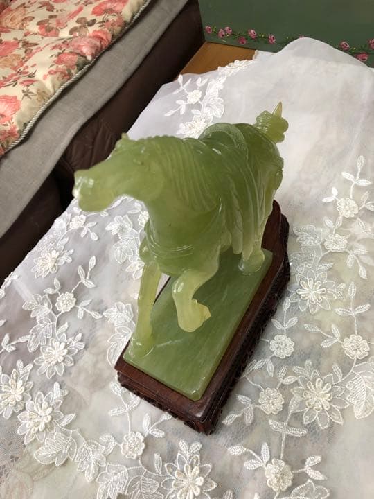 197.欅総無垢松と鷹手彫り