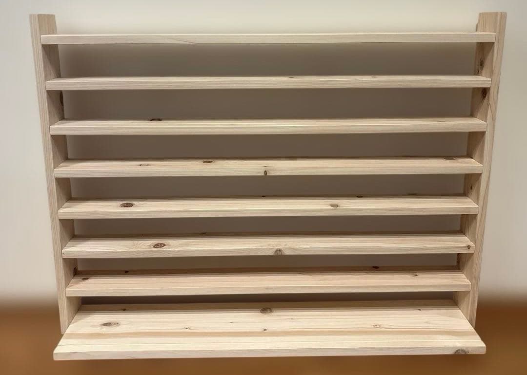 yz　トミカ収納棚8段ヒノキ材　最下段幅広タイプパイン材