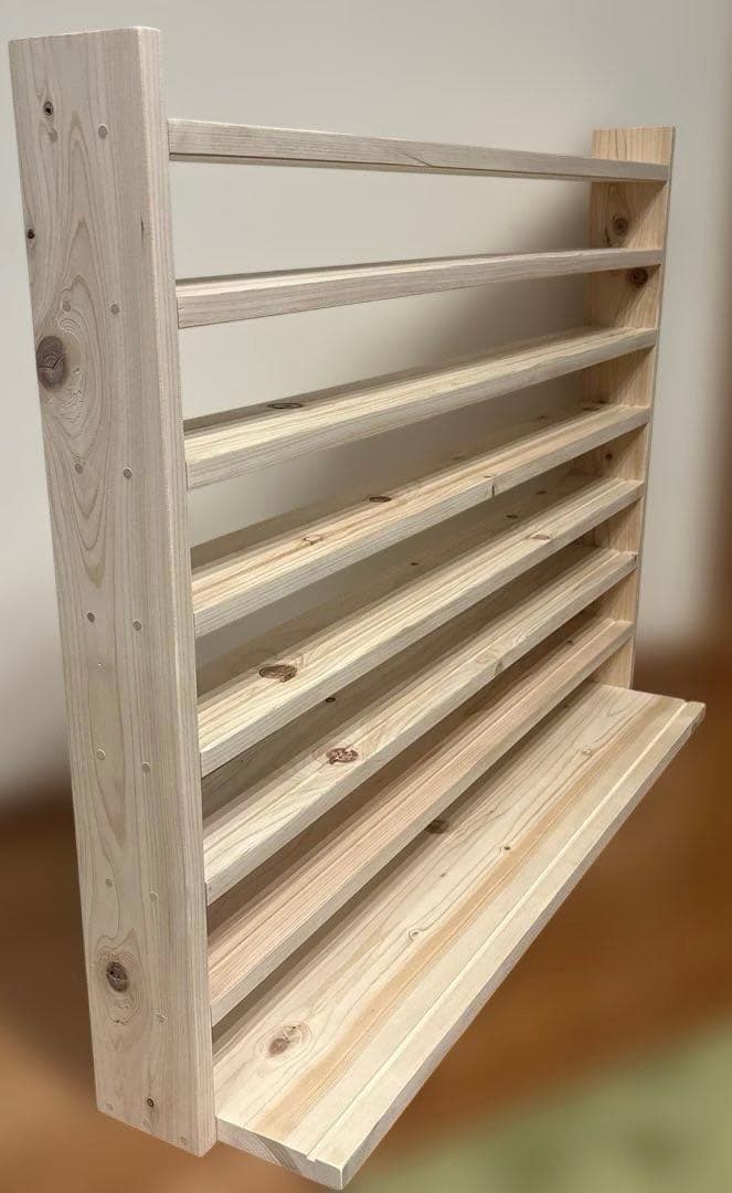 yz　トミカ収納棚8段ヒノキ材　最下段幅広タイプパイン材