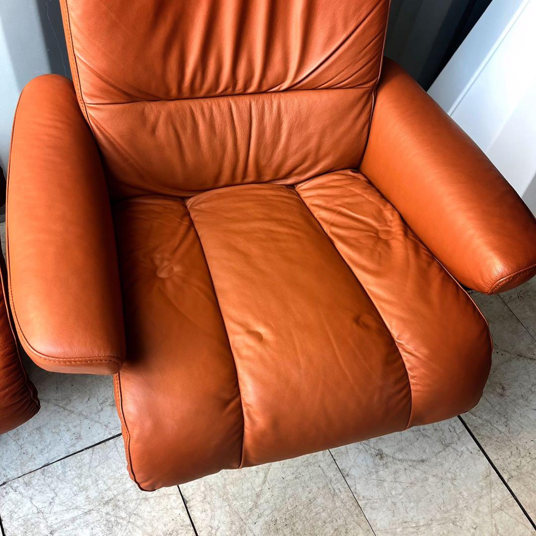 取付無料！エコーネス ストレスレス 本革オレンジリクライニングチェア・オットマン