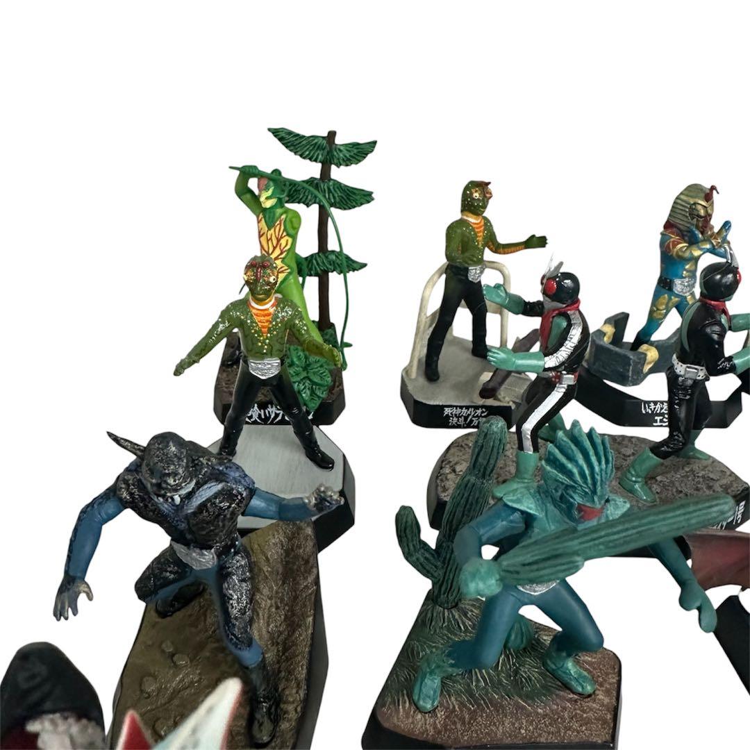 バンダイ 仮面ライダー ライダー怪人名鑑 2 18点まとめ売り - メルカリ