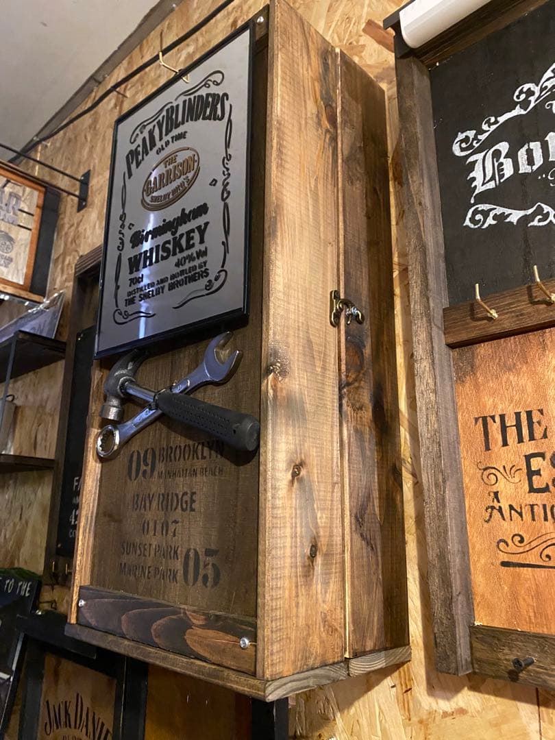 壁掛け収納　壁掛けキーフック