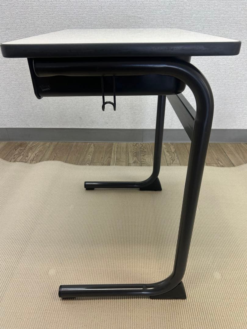 学習机《小学、中学、高校》事務用机、机のみ❶